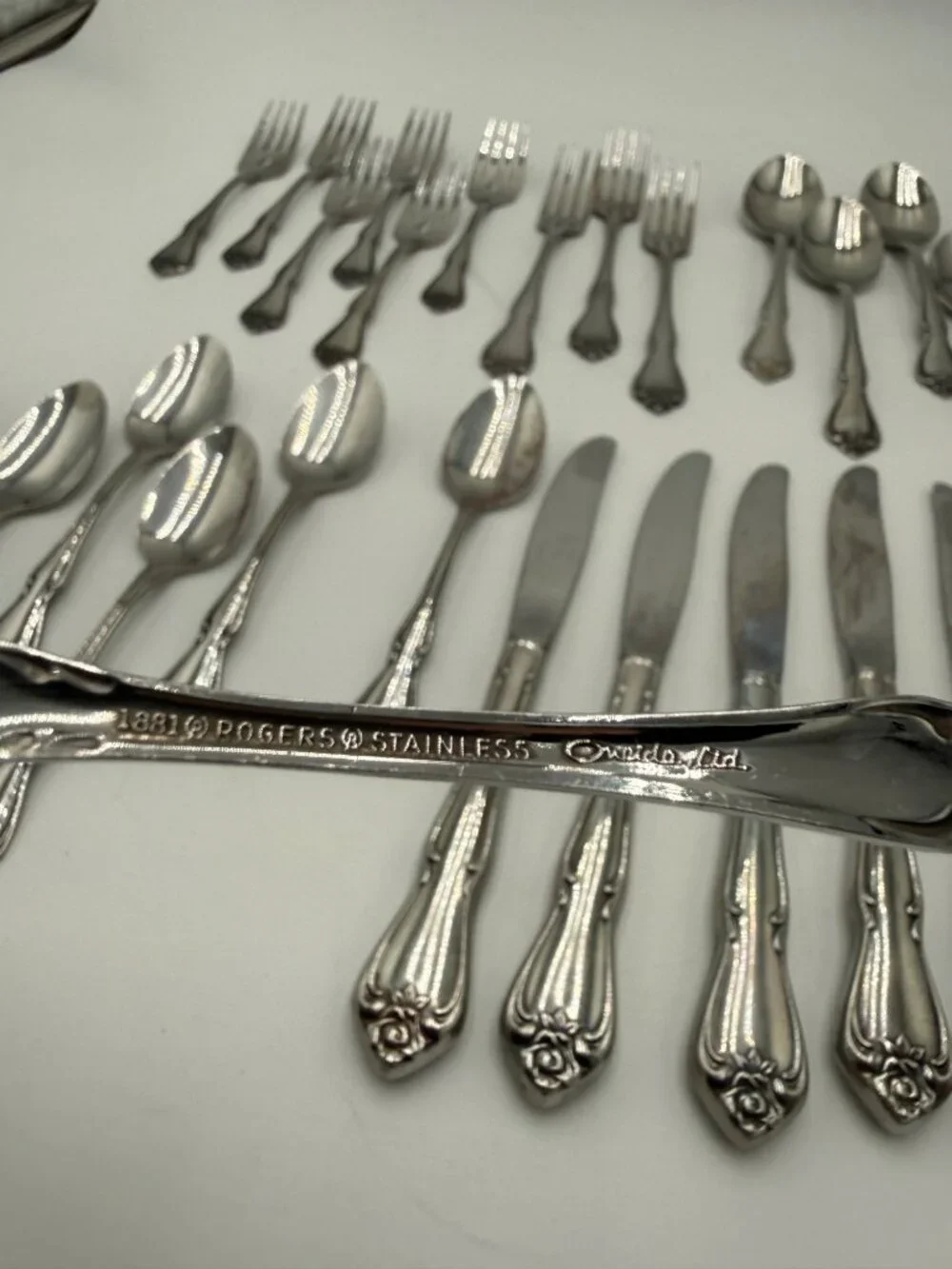 Vintage Rogers Oneida Arbor Rose Flatware 27 Pcs Forks Spoons Knives Silverware